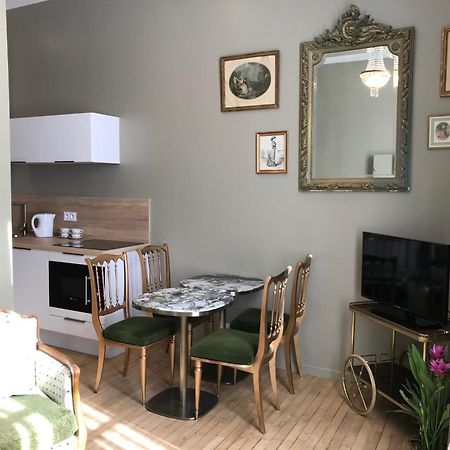 Perlépampille Apartment Dinan Ruang foto